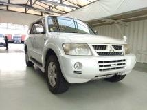 2005 Mitsubishi Pajero