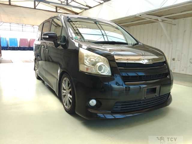 2007 Toyota Noah