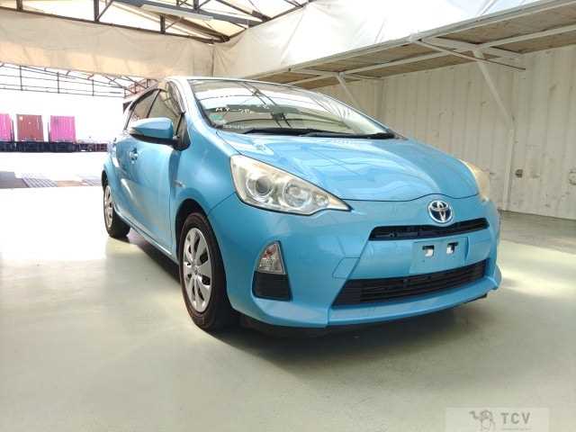 2012 Toyota AQUA