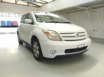 2003 Toyota IST