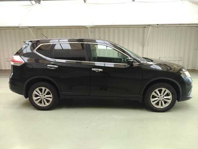 Nissan X-Trail 2015 photo 2