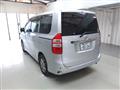 2012 Toyota Noah