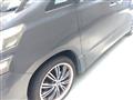 2010 Toyota Vellfire