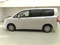 2013 Toyota Noah
