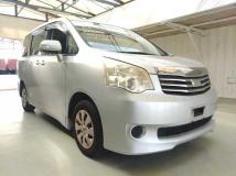 2013 Toyota Noah