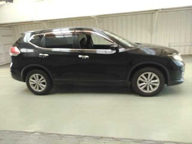 Nissan X-Trail 2014 photo 2