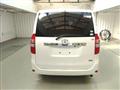 2012 Toyota Noah