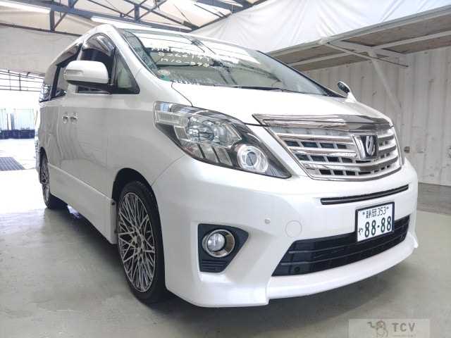 2013 Toyota Alphard