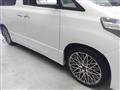 2013 Toyota Alphard