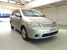 2004 Toyota Raum