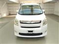 2007 Toyota Noah
