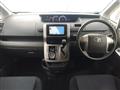 2007 Toyota Noah