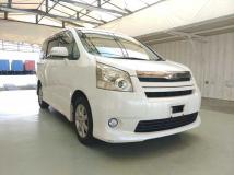 2007 Toyota Noah