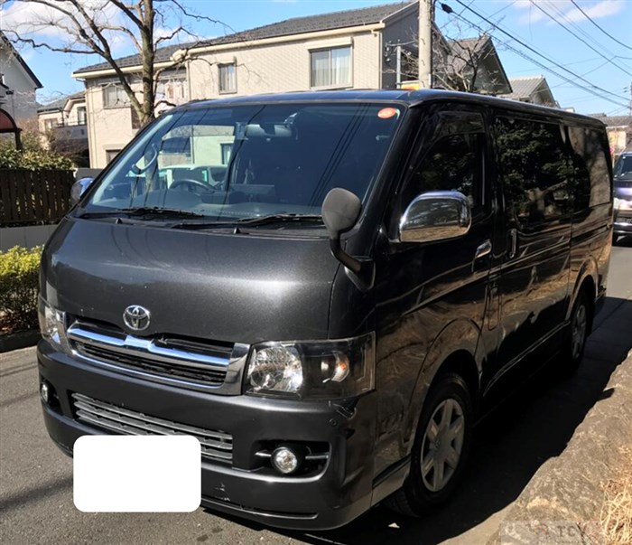 2005 Toyota Hiace Van