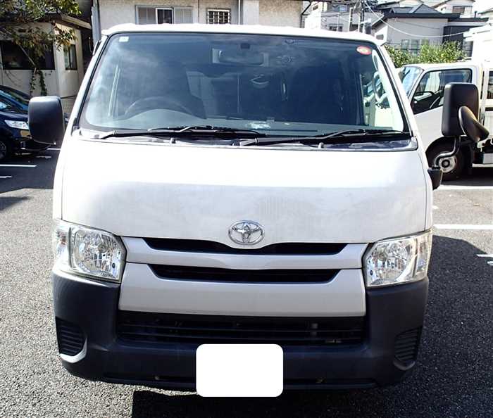 Toyota Hiace Van