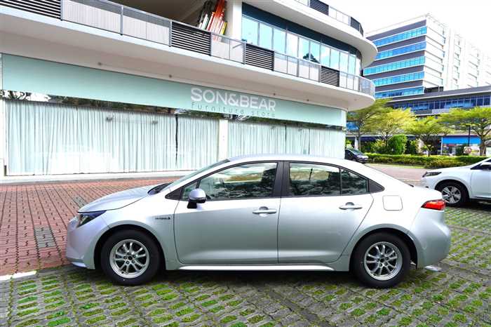 Toyota Corolla Sedan COROLLA HYBRID ASCENT 2021 — миниатюра 2