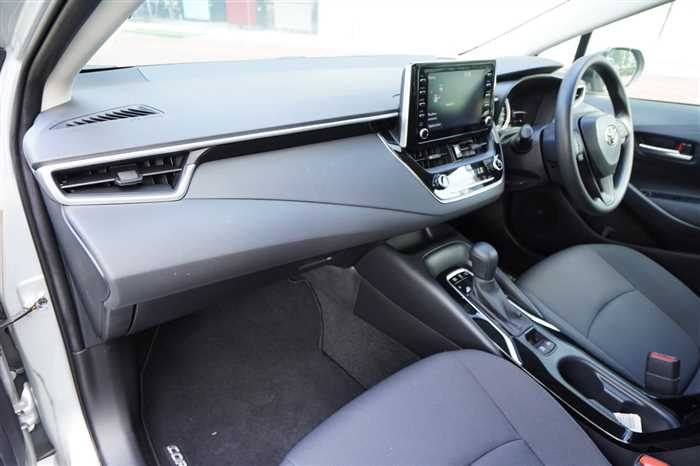 Toyota Corolla Sedan COROLLA HYBRID ASCENT 2021 — миниатюра 10