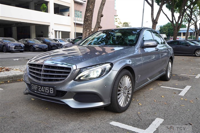 2016 Mercedes-Benz C-Class