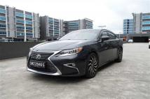 2017 Lexus ES