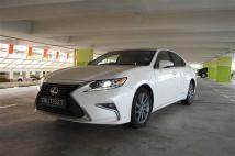 2016 Lexus ES