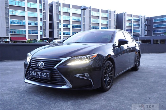 2016 Lexus ES