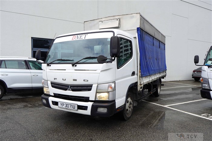2016 Mitsubishi Canter