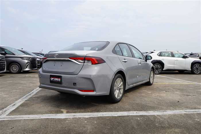 Toyota Corolla Altis 2026 photo 5