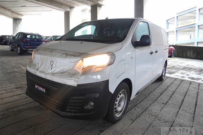 2025 Peugeot Expert