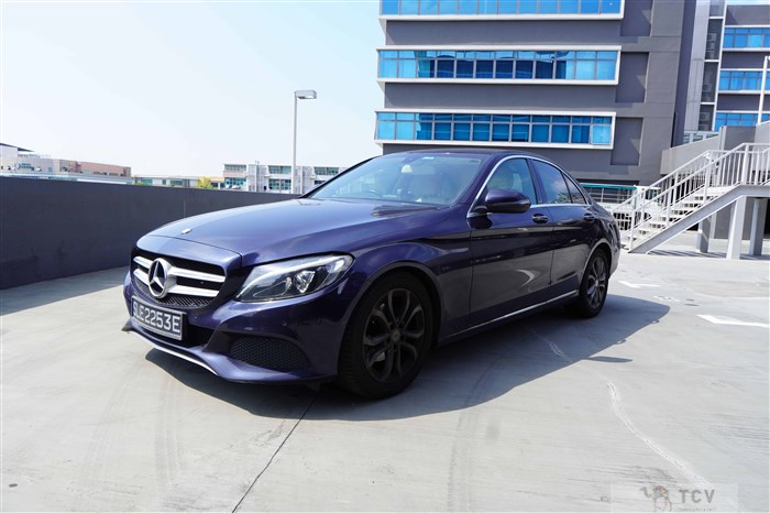 2016 Mercedes-Benz C-Class