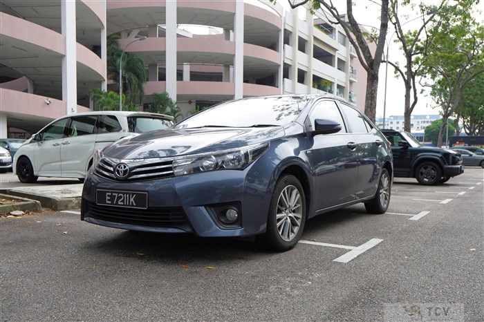 2016 Toyota Corolla Altis