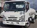 2016 Isuzu Elf