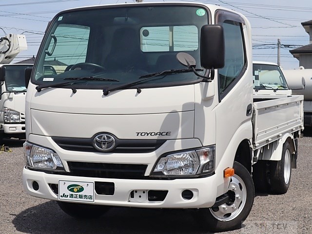 2017 Toyota Toyoace