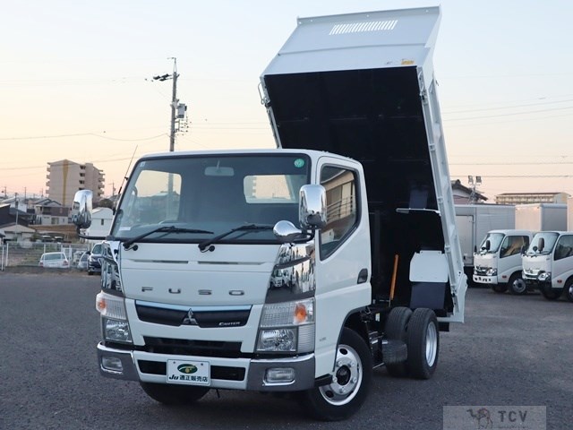 2017 Mitsubishi Canter