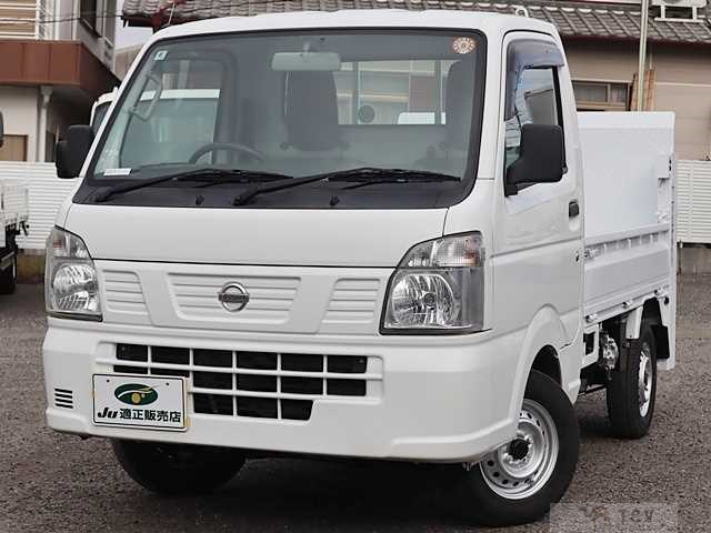 2017 Nissan NT100Clipper