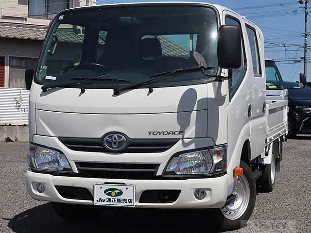 2017 Toyota Toyoace