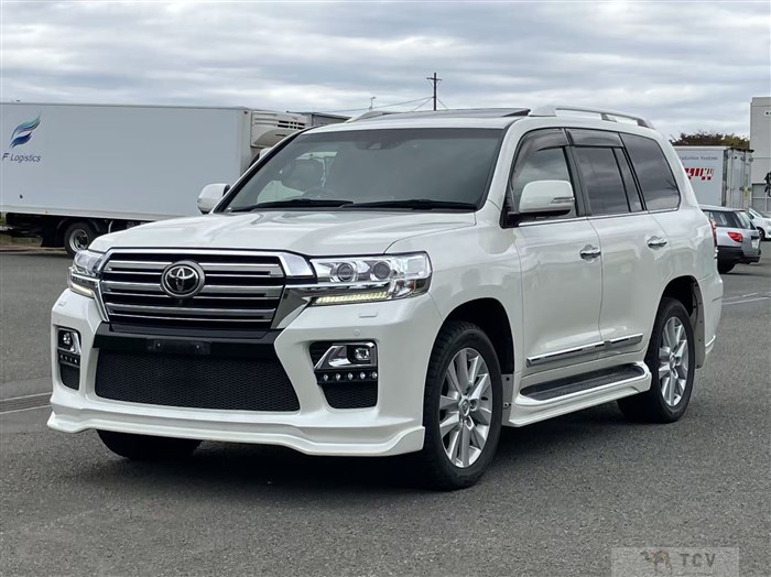 2018 Toyota Land Cruiser