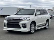 2018 Toyota Land Cruiser