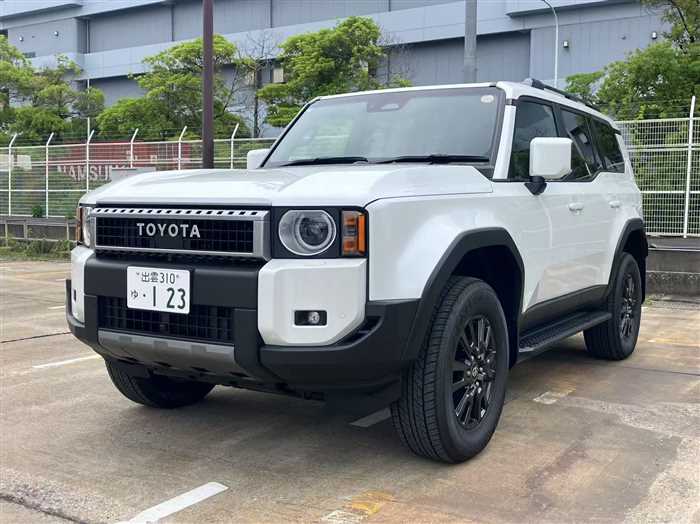 Toyota Land Cruiser VX 2025 — миниатюра 1