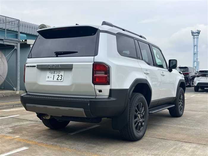Toyota Land Cruiser VX 2025 — миниатюра 5