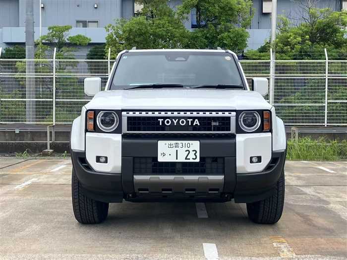 Toyota Land Cruiser VX 2025 — миниатюра 8