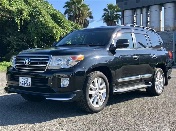 2013 Toyota Land Cruiser
