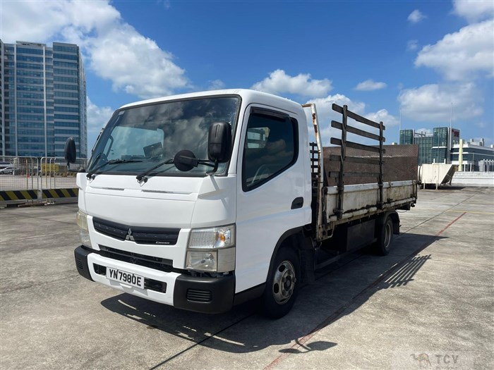 2015 Mitsubishi Canter