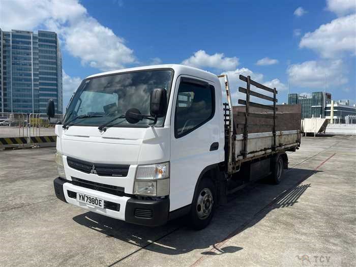 2015 Mitsubishi Canter