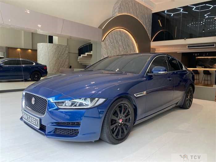 2016 Jaguar XE
