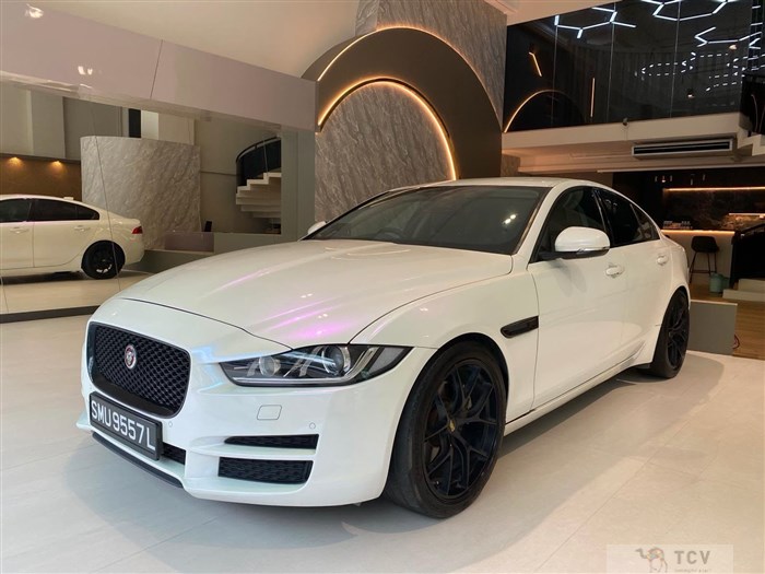 2017 Jaguar XE