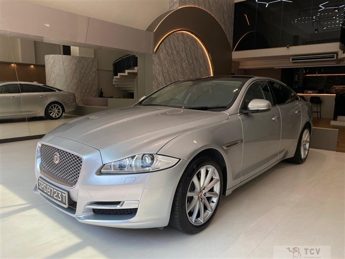2016 Jaguar XJ Series
