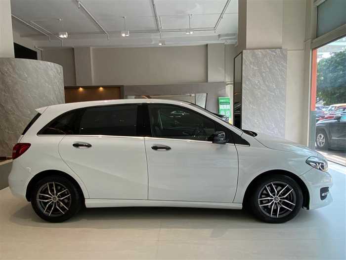 Mercedes-Benz B-Class 2016 photo 4