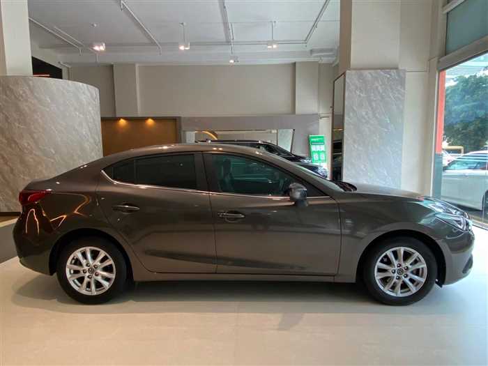 Mazda Mazda3 2016 photo 4