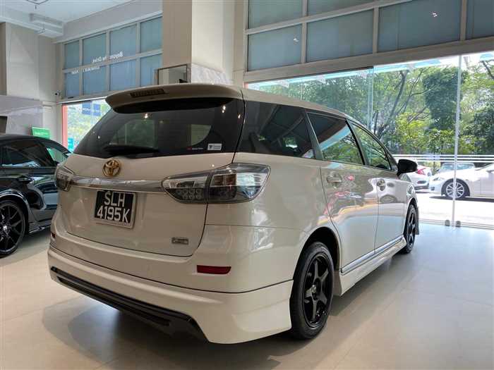 Toyota Wish 2016 photo 5