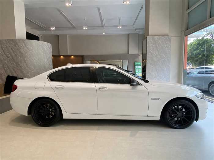 BMW 5 Series 2016 photo 4